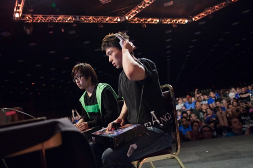 ������#043�Υ���ͥ���/��EVO2014�����ܤ˵����夯�ޤǤ�EVO�ʤ�Ǥ�����������Ե��˾���٤줿�Τǡ���¢�Υ��ʥå׼̿���ޤȤ�Ƥߤ�