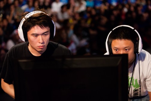 ������#055�Υ���ͥ���/��EVO2014�����ܤ˵����夯�ޤǤ�EVO�ʤ�Ǥ�����������Ե��˾���٤줿�Τǡ���¢�Υ��ʥå׼̿���ޤȤ�Ƥߤ�