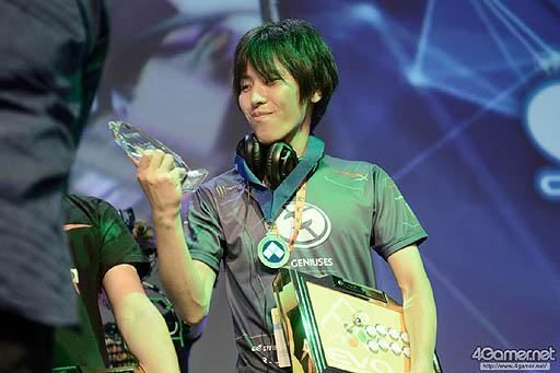 ꡼ No.135 | EVO2015ϤΡ֥IVͥäλGGXrdפ꤬UMvC3פǤ路EVOǽޤȤ