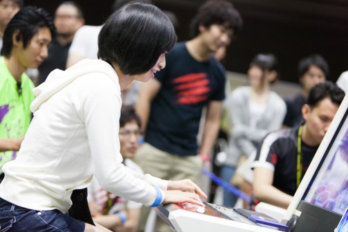 ������#014�Υ���ͥ���/AC�ǡ֥���ȥ饹�ȥ꡼�ȥե�������IV���������ְ콩����ա����ͽ���ե��ȥ�ݡ��ȡ��辡���˶��ʤ��4�������8̾�ζ��뤬����