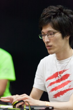 ������#060�Υ���ͥ���/AC�ǡ֥���ȥ饹�ȥ꡼�ȥե�������IV���������ְ콩����ա����ͽ���ե��ȥ�ݡ��ȡ��辡���˶��ʤ��4�������8̾�ζ��뤬����