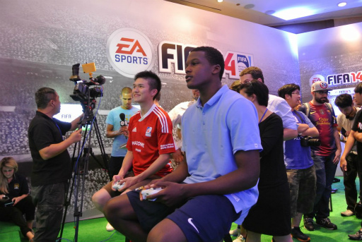 ꡼ No.038 | ǹԤ줿FIFA 14ץץӥ塼٥Ȥݡȡ쥹å餬路ULTIMATE TEAM׺ǿ