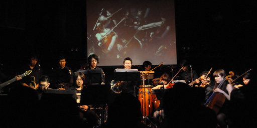 画像集#008のサムネイル/「解放少女SIN」の楽曲が生オーケストで披露。marinaさんも登場した「夜長オーケストラ X 解放少女SIN スペシャルライブ」をレポート