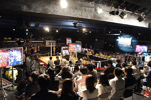 画像集#005のサムネイル/個人戦はブランカが優勝,そしてハカンも大暴れ。波乱だらけの「ウルトラストリートファイターIV」賞金制全国大会「一秋千撃杯」をレポート