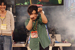 画像集#039のサムネイル/個人戦はブランカが優勝,そしてハカンも大暴れ。波乱だらけの「ウルトラストリートファイターIV」賞金制全国大会「一秋千撃杯」をレポート