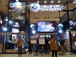 画像ギャラリー No.025のサムネイル画像 / 最新ゲームがズラリとならんだ「ジャンプフェスタ2014」レポート。スクウェア・エニックス,任天堂,ポケモン,SCEなど,主要ブースを紹介