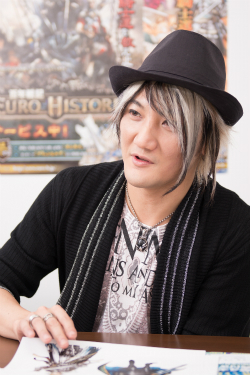 ���������꡼ No.007�Υ���ͥ������ / ��ɴǯ�ﵭ �桼�����ҥ��ȥꥢ�פμ���Τ�ô������angela�˥��󥿥ӥ塼��10ǯ�λ���Ф����ޤ��Ѥ�ä��ڶʤΤ��Ȥ亣��ΰյ����ߤ�ʹ����