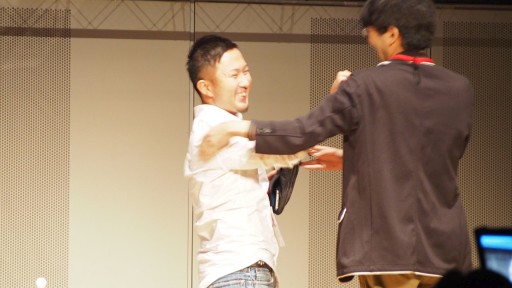 画像ギャラリー No.013のサムネイル画像 / タイトー格ゲー夢の祭典。「P4U2」「ニトブラ」「BBCP」「ウルIV」の各部門で頂点が争われた「闘神祭2015」フォトレポート