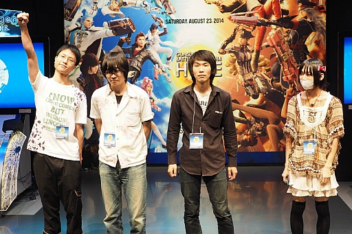 画像集#006のサムネイル/「ガンスリンガーストラトス2」公式大会「GUNSLINGER’S BATTLE ARENA -HOPE-」をレポート。優勝チーム「にょん」のミニインタビューも掲載