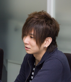 画像ギャラリー No.004のサムネイル画像 / リリース1か月で100万DLを越えた「ディバインゲート」。その魅力をディレクター高野氏と広報ミスター☆ディバイン氏に聞いてみた