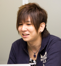 画像ギャラリー No.005のサムネイル画像 / リリース1か月で100万DLを越えた「ディバインゲート」。その魅力をディレクター高野氏と広報ミスター☆ディバイン氏に聞いてみた