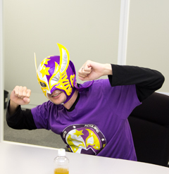 画像ギャラリー No.010のサムネイル画像 / リリース1か月で100万DLを越えた「ディバインゲート」。その魅力をディレクター高野氏と広報ミスター☆ディバイン氏に聞いてみた