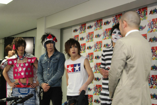 ꡼ No.002 | ֥ȥ󥸥㡼VS.֥ǥܥСפȤΥȥ֥뤬ճŸˡѥưžܤȯɽ줿Բ񸫤ݡ