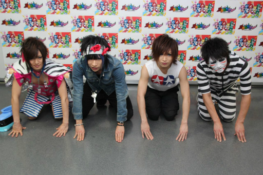 ꡼ No.004 | ֥ȥ󥸥㡼VS.֥ǥܥСפȤΥȥ֥뤬ճŸˡѥưžܤȯɽ줿Բ񸫤ݡ