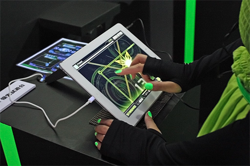 ꡼ No.007 | TGS 2013Ͽ̾󥲡߽Фץ󤬡CROSSBEATSפǲڥ˻TGSθǤץ쥤Ƥߤ