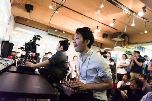 画像ギャラリー No.030のサムネイル画像 / 「GUILTY GEAR Xrd」部門の優勝は,なんとチップ使いのサミット選手。 好試合が続出した「GODSGARDEN #10」初日フォトレポート