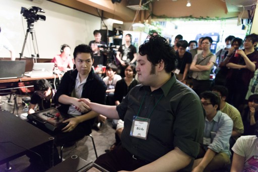 画像ギャラリー No.038のサムネイル画像 / 「GUILTY GEAR Xrd」部門の優勝は,なんとチップ使いのサミット選手。 好試合が続出した「GODSGARDEN #10」初日フォトレポート