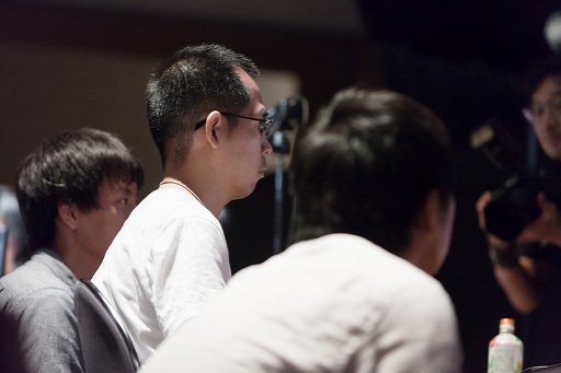 画像ギャラリー No.049のサムネイル画像 / 「ARC REVOLUTION CUP 2015」フォトレポート。「GUILTY GEAR」や「BLAZBLUE」など,計4タイトルの優勝者達へのインタビューも掲載