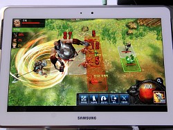 ���������꡼ No.004�Υ���ͥ������ / ��LEGION Of HEROES�פǥ�Х����������饤��RPG�Ρ�ʸˡ�ɤ���夲�롣��ȯ���NDOORS��Ψ���륭�ࡦ�ƥ������ä�ʹ����