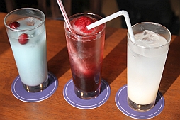 画像ギャラリー No.026のサムネイル画像 / 「おしおき☆パンチガール!!!」のコラボカフェが秋葉原に期間限定でオープン。さっそく秋山もみじに殴られてきた