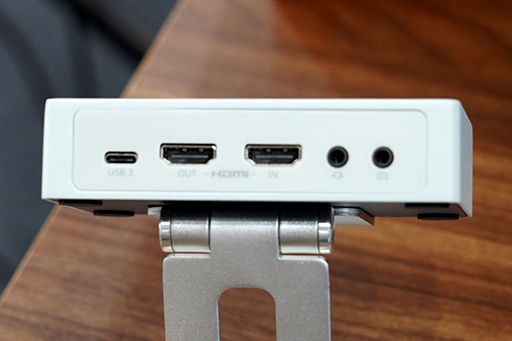 画像ギャラリー No.007のサムネイル画像 / 携帯型ゲームPC向けドックやUSB ACアダプタにキャプチャ機能を内蔵!? ユニークな製品を多数出展したAVerMedia