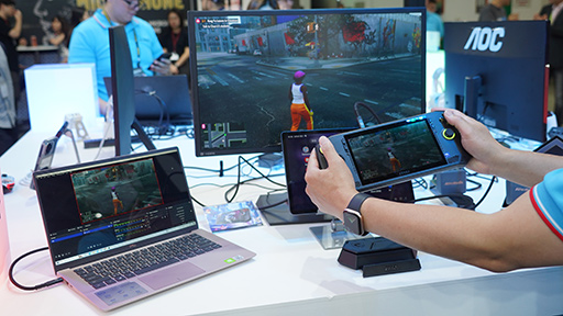 画像ギャラリー No.015のサムネイル画像 / 携帯型ゲームPC向けドックやUSB ACアダプタにキャプチャ機能を内蔵!? ユニークな製品を多数出展したAVerMedia