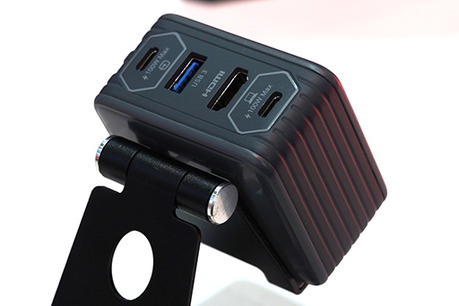 画像ギャラリー No.019のサムネイル画像 / 携帯型ゲームPC向けドックやUSB ACアダプタにキャプチャ機能を内蔵!? ユニークな製品を多数出展したAVerMedia