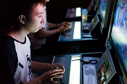 ������#052�Υ���ͥ���/�� �����黲� ������̾�����͵���ͥã�Υȡ������硼�����깭����줿�ֲƤ��ŷ�ʸ�� FIGHTING�סץե��ȥ�ݡ���