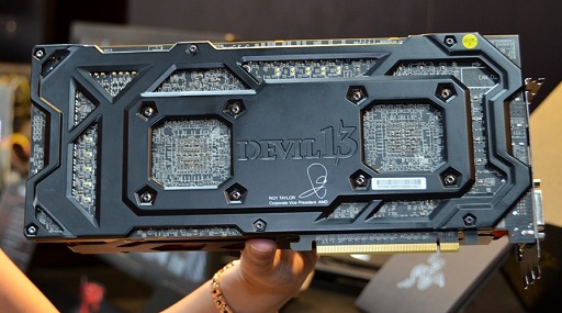 ������#006�Υ���ͥ���/��COMPUTEX��PowerColor��������Ȥʤ����R9 295X2���ͤο�����Devil 13�ץ����ɤ�Ÿ��