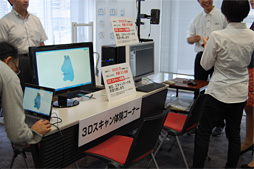 画像集#008のサムネイル/日本AMD，秋葉原のイベントで「GTX 980の対抗製品を準備中」と予告。「あなたがR9 285を買うべき12の理由」も