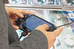 ������#005�Υ���ͥ���/���ŷ�ʸ�� FIGHTING CLIMAX�ס�ŹƬ�θ���ν������ݡ��ȡ��ץ��ǥ塼�����������ǥ��쥯�������Ļ�Υߥ˥��󥿥ӥ塼��Ǻ�