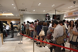 画像ギャラリー No.028のサムネイル画像 / BEMANIシリーズの最新アプリを体験できた「KONAMI App Premium Event」の様子をお届け。「Sweety」によるミニライブ&トークショーも開催