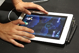 画像ギャラリー No.031のサムネイル画像 / BEMANIシリーズの最新アプリを体験できた「KONAMI App Premium Event」の様子をお届け。「Sweety」によるミニライブ&トークショーも開催