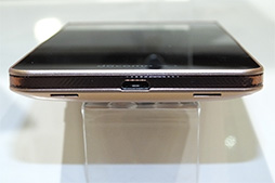 ������#020�Υ���ͥ���/���ն��۱�ǥ�����̥�Ϥ�AQUOS ZETA��Xperia Z2 Tablet�򤸤ä�������å���NTT�ɥ���2014�ƥ�ǥ륹�ޡ��ȥե���ƥ��ȥ�ݡ��ȡʸ��ԡ�