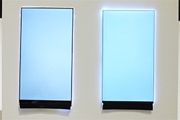 ������#008�Υ���ͥ���/���եȥХ󥯥�Х��롤�ȥե졼��쥹�ɤ��𤦶��۱�ǥ�����Υ��ޡ��ȥե����AQUOS CRYSTAL�פ�ȯɽ��harman Kardon�����ԡ���������°