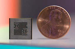 画像ギャラリー No.015のサムネイル画像 / 【PR】「“R”でAQUOSを変える」。シャープ渾身のスマートフォン「AQUOS R」がゲームにも適する高性能を実現できた理由とは