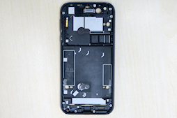 画像ギャラリー No.020のサムネイル画像 / 【PR】「“R”でAQUOSを変える」。シャープ渾身のスマートフォン「AQUOS R」がゲームにも適する高性能を実現できた理由とは