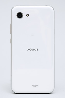 画像集#006のサムネイル/シャープ製スマートフォン「AQUOS R Compact」レビュー。ゲームもけっこういける小型で高性能な端末だ