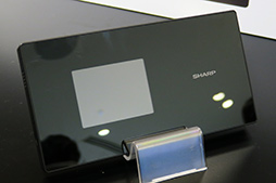 ���������꡼ No.008�Υ���ͥ������ / ���㡼�ס����5G�б����ޡ��ȥե����AQUOS R5G�פ򺣽�ȯ�䡣5G�б��Υ�Х���롼������Ʊ����ȯɽ