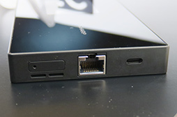 ���������꡼ No.009�Υ���ͥ������ / ���㡼�ס����5G�б����ޡ��ȥե����AQUOS R5G�פ򺣽�ȯ�䡣5G�б��Υ�Х���롼������Ʊ����ȯɽ