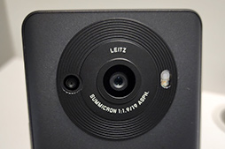 ���������꡼ No.005�Υ���ͥ������ / �ϥ�����ɥ��ޥۡ�AQUOS R8�פ�7��ȯ�䡣����餬��ħ�Υ��ޡ��ȥե��󤬺ǿ�SoC��ܤǥѥ���å�