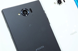 画像集#021のサムネイル/大画面でも使いやすい国産スマホのデザインと使い勝手をチェック。NTTドコモ2014冬モデルテストレポート(後編)