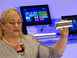 ������#016�Υ���ͥ���/��COMPUTEX����������ϸ���Broadwell�ϡ�Core M�ץ֥��ɤˡ���Х���ʬ��ǹ����򶯤��Intel�δ�Ĵ�ֱ��ݡ���