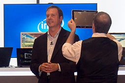 ���������꡼ No.010�Υ���ͥ������ / ��COMPUTEX�ϥ磻��쥹���Ѥؤμ���Ȥߤ����Skylake�����AiO�ޤǡ�¿�������꤬���줿Intel��Ĵ�ֱ��ݡ���