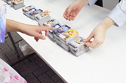 画像ギャラリー No.013のサムネイル画像 / 「ブシロード夏の感謝キャラバン」開幕式をレポート。石井マークさんやオカダ・カズチカ選手など,各タイトルの“代表”が勢揃い