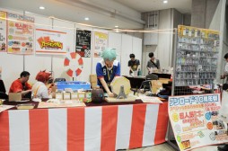 画像ギャラリー No.002のサムネイル画像 / 「ブシロード10周年祭」は大盛況のうちに終幕。多数の来場者がカードファイトや展示を楽しんだ会場の模様やステージイベントをレポート