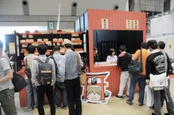 画像ギャラリー No.019のサムネイル画像 / 「ブシロード10周年祭」は大盛況のうちに終幕。多数の来場者がカードファイトや展示を楽しんだ会場の模様やステージイベントをレポート