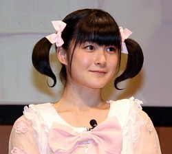 画像集#039のサムネイル/「戦国無双4」の完成発表会が開催。最新タイアップ情報の発表や,“ももち”こと嗣永桃子さんによるデモプレイが披露された会場の模様をレポート