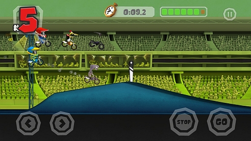 画像ギャラリー No.004のサムネイル画像 / シンプル操作で疾走感もバツグン！　iOS向け2Dレーシングゲーム「モトクロスエリート」を紹介する「（ほぼ）日刊スマホゲーム通信」第373回