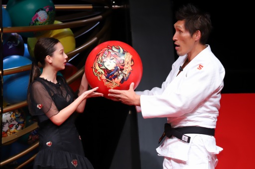 画像ギャラリー No.003のサムネイル画像 / 「モンスターストライク」，「賞金総額4億円モンストBINGO」のお披露目イベントレポートを公開